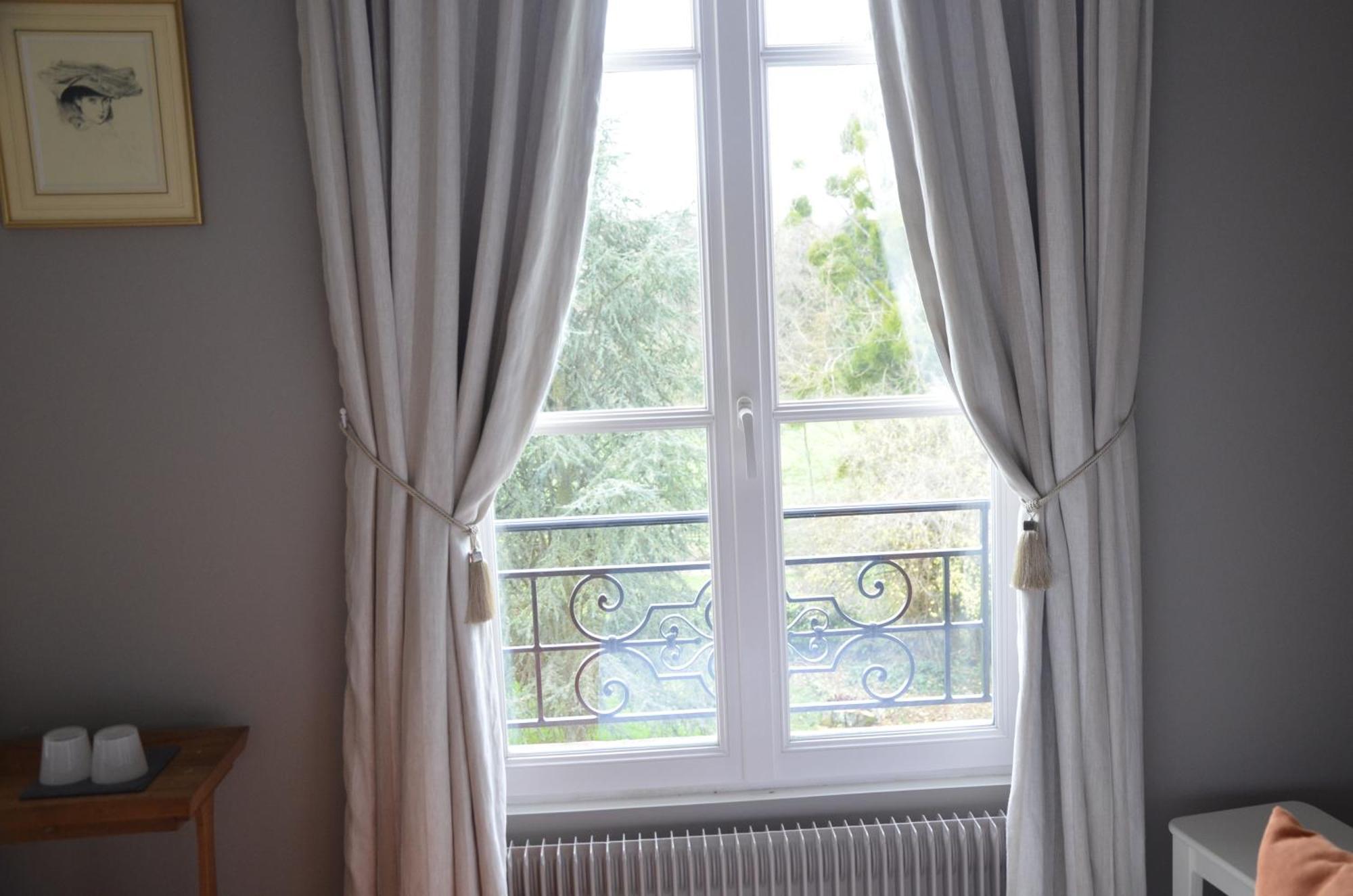 بريتفيل - سور - أودون Le Gite Du Bas Manoir المظهر الخارجي الصورة
